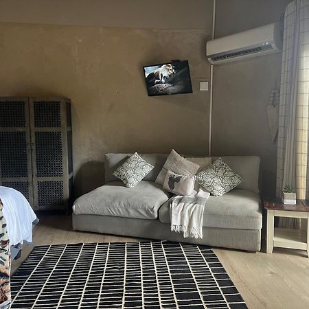 Simba Safaris African Pride Exotic Lodge Lephalale Extérieur photo