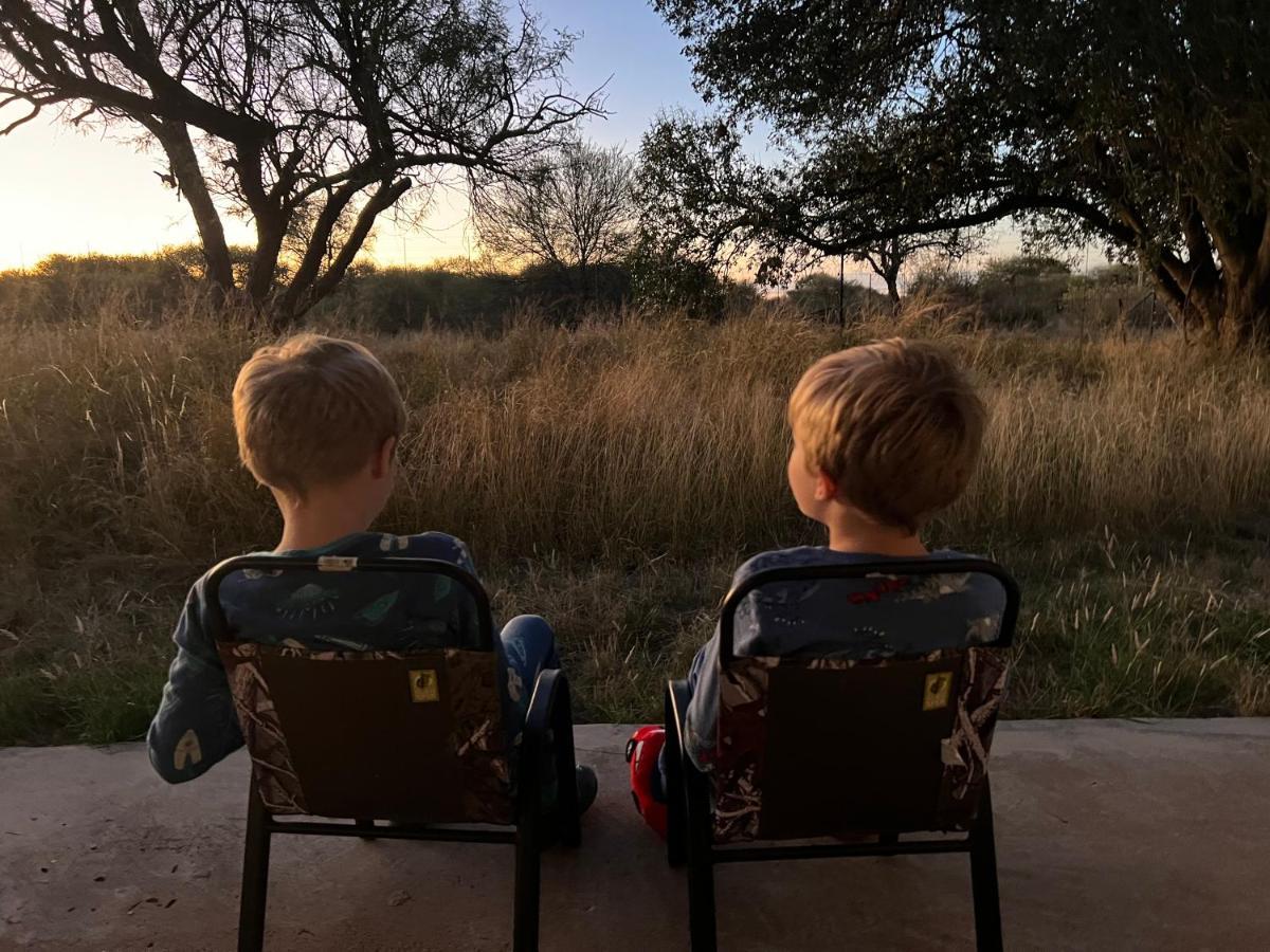 Simba Safaris African Pride Exotic Lodge Lephalale Extérieur photo