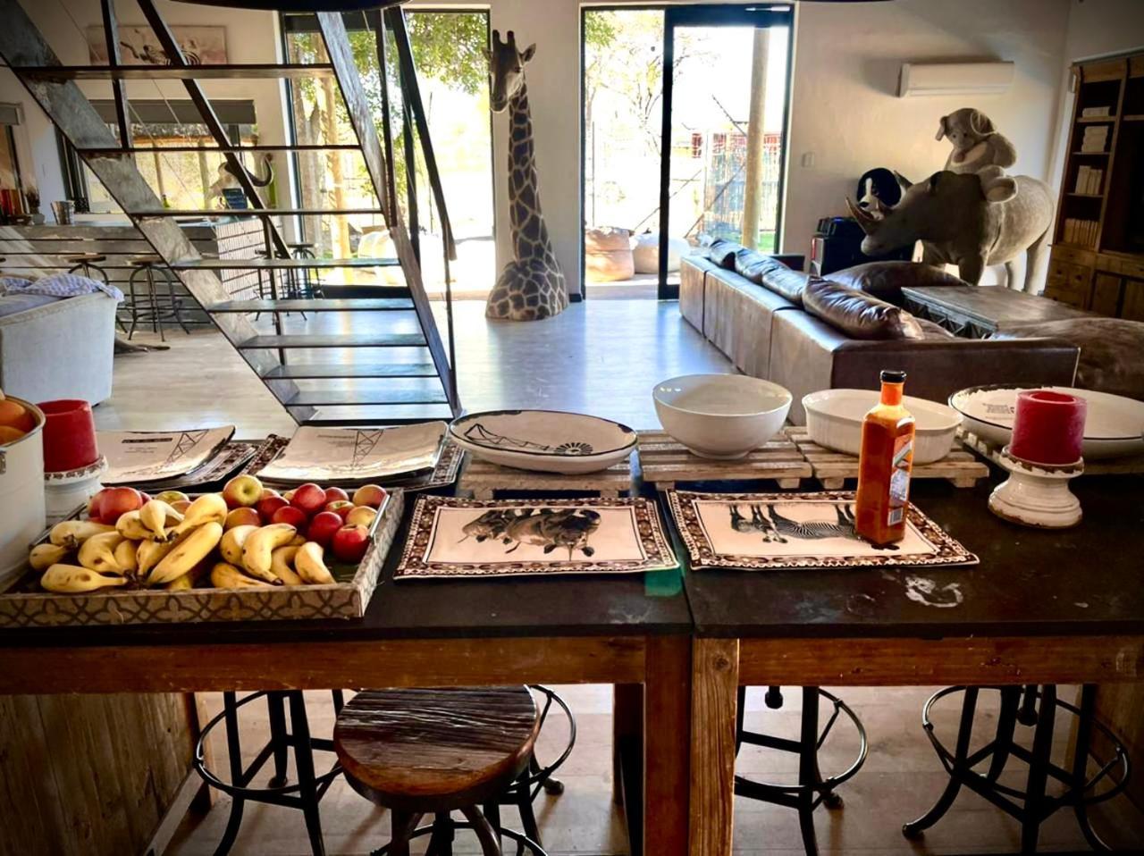 Simba Safaris African Pride Exotic Lodge Lephalale Extérieur photo